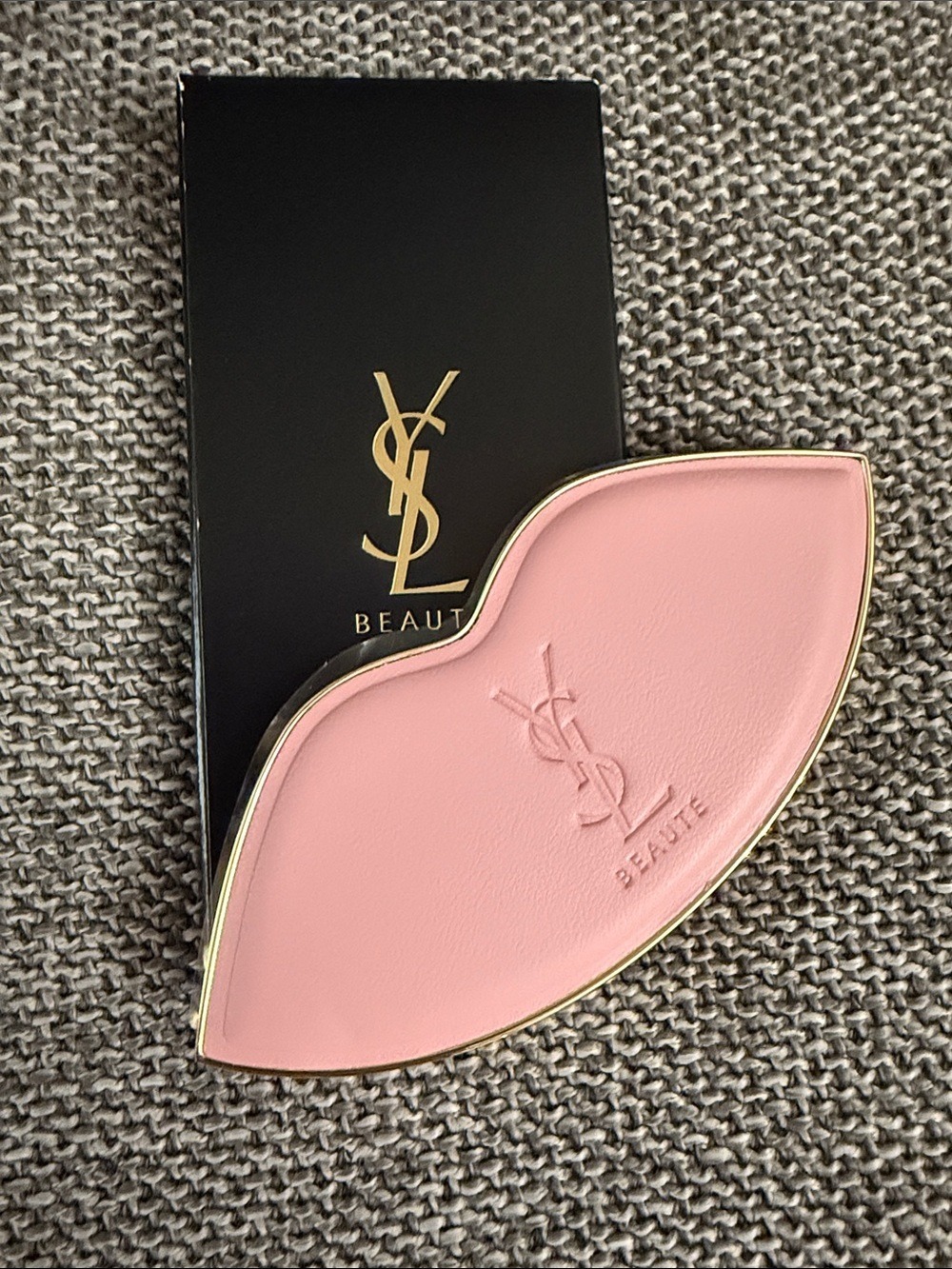 Yves Saint Laurent Lips Pocket Mini Mirror Nude Pink Authentic New